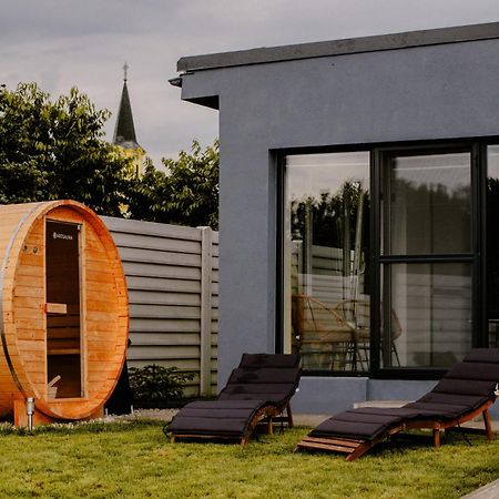 Apartment Fratello Šoporňa Eksteriør billede